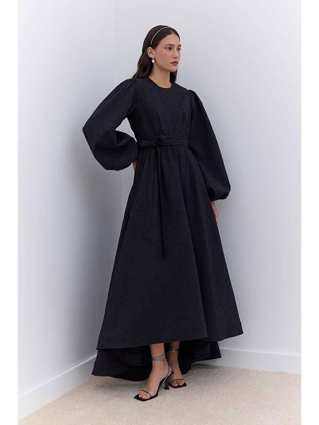 Jakarlı Kuyruklu Abiye Elbise Siyah-2