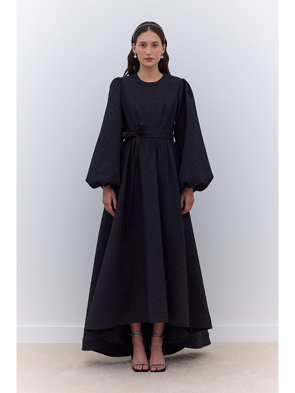 Jakarlı Kuyruklu Abiye Elbise Siyah-3