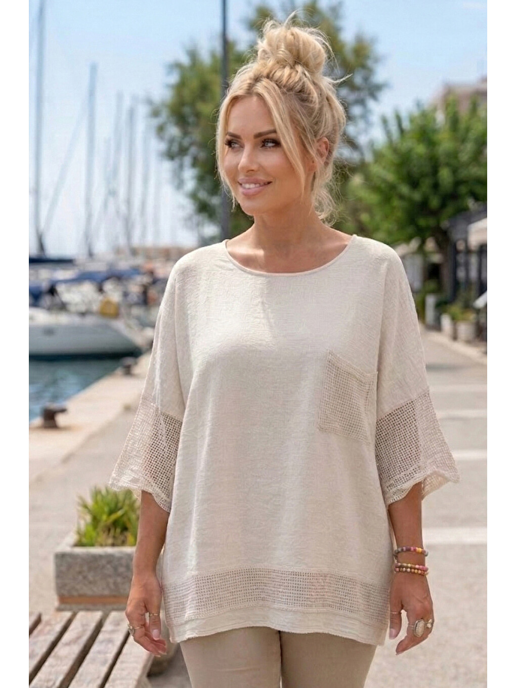 Bej Bisiklet Yaka 3/4 Kol, Kol Ve Etek Ucu File Detaylı Casual Müslin Oversize Dokuma Bluz 60 65