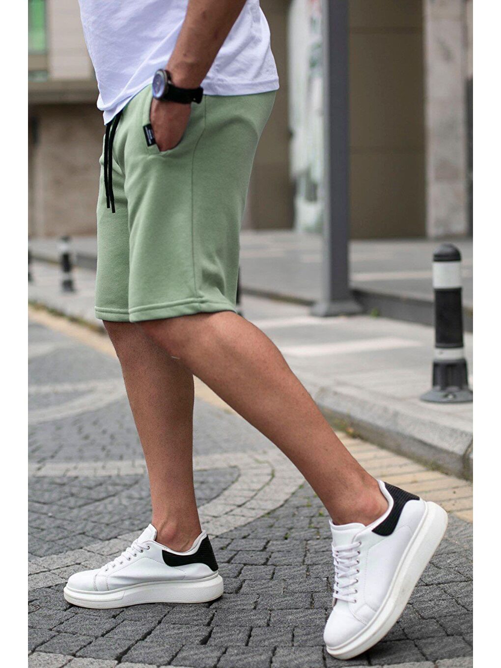 Çağla Yeşili Erkek Regular Fit Şort 4842-1