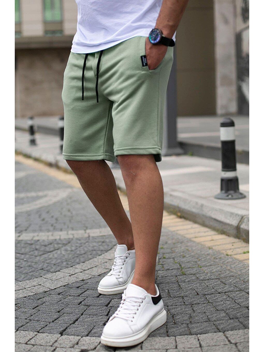 Çağla Yeşili Erkek Regular Fit Şort 4842-2