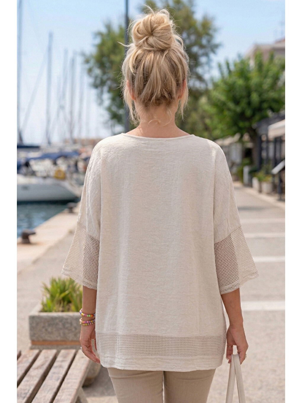 Bej Bisiklet Yaka 3/4 Kol, Kol Ve Etek Ucu File Detaylı Casual Müslin Oversize Dokuma Bluz 60 65-4
