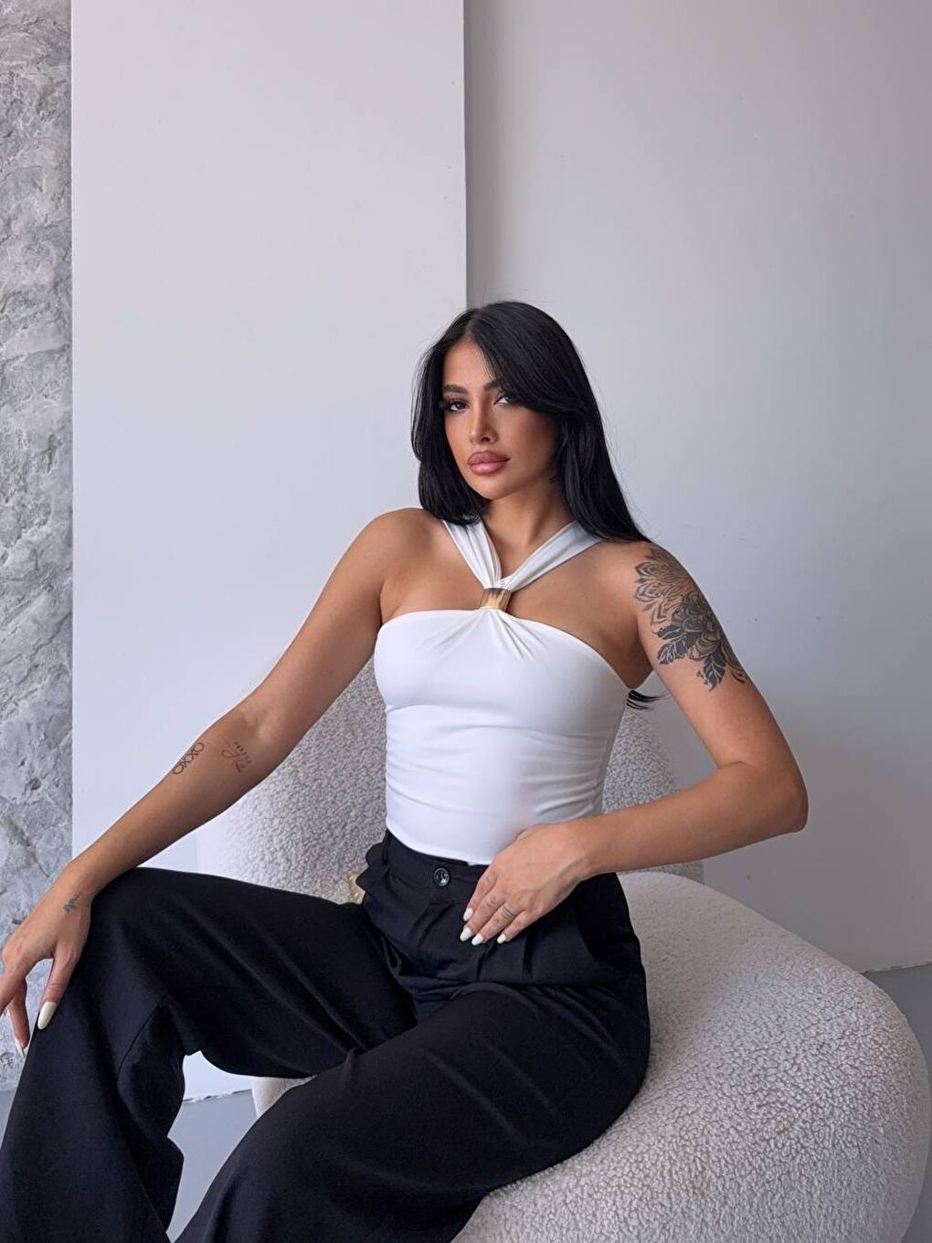 Beyaz Sandy Kumaş Yaka Detay Bluz-3