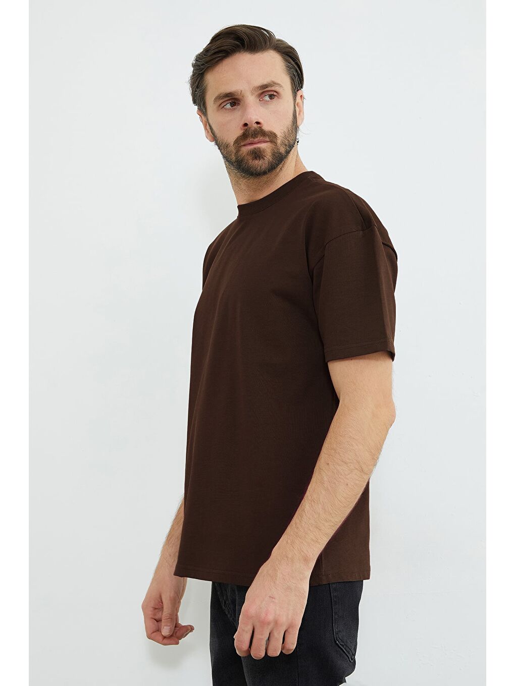 Kahverengi Basic Bisiklet Yaka Oversize Tişört