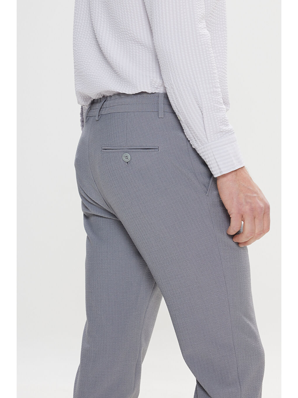 Erkek Gri Slim Fit Dar Kesim Beli Bağlamalı Yan Cep Gofre Desenli Pantolon-6