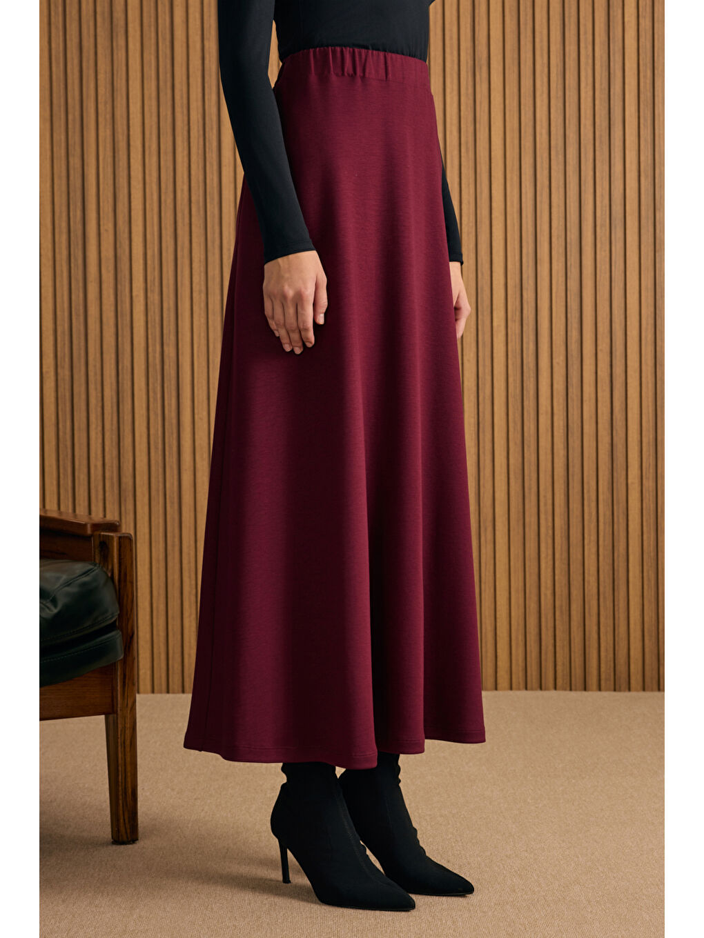 Bordo Beli Lastikli Örme Kloş Etek-3