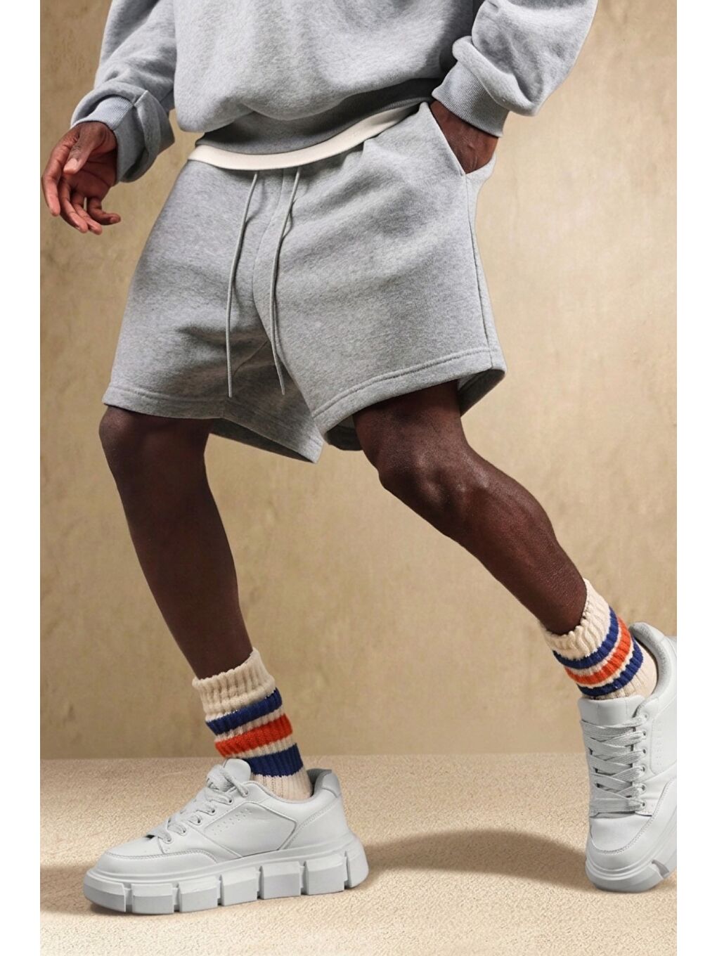 Gri Erkek Oversize Cepli Penye Şort Lastikli Beli Ayarlanabilir Rahat Kesim Şort-1