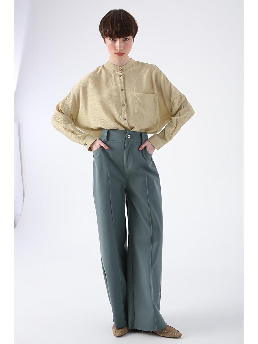 Pastel Yeşili-Pamuklu Paçası Püsküllü Nervürlü Bol Paça Pantolon