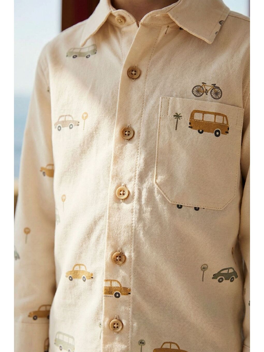 Karışık Erkek Çocuk Pamuklu Bej Araba Desenli Gömlek Pantolon Takım - Cepli Düğmeli-3