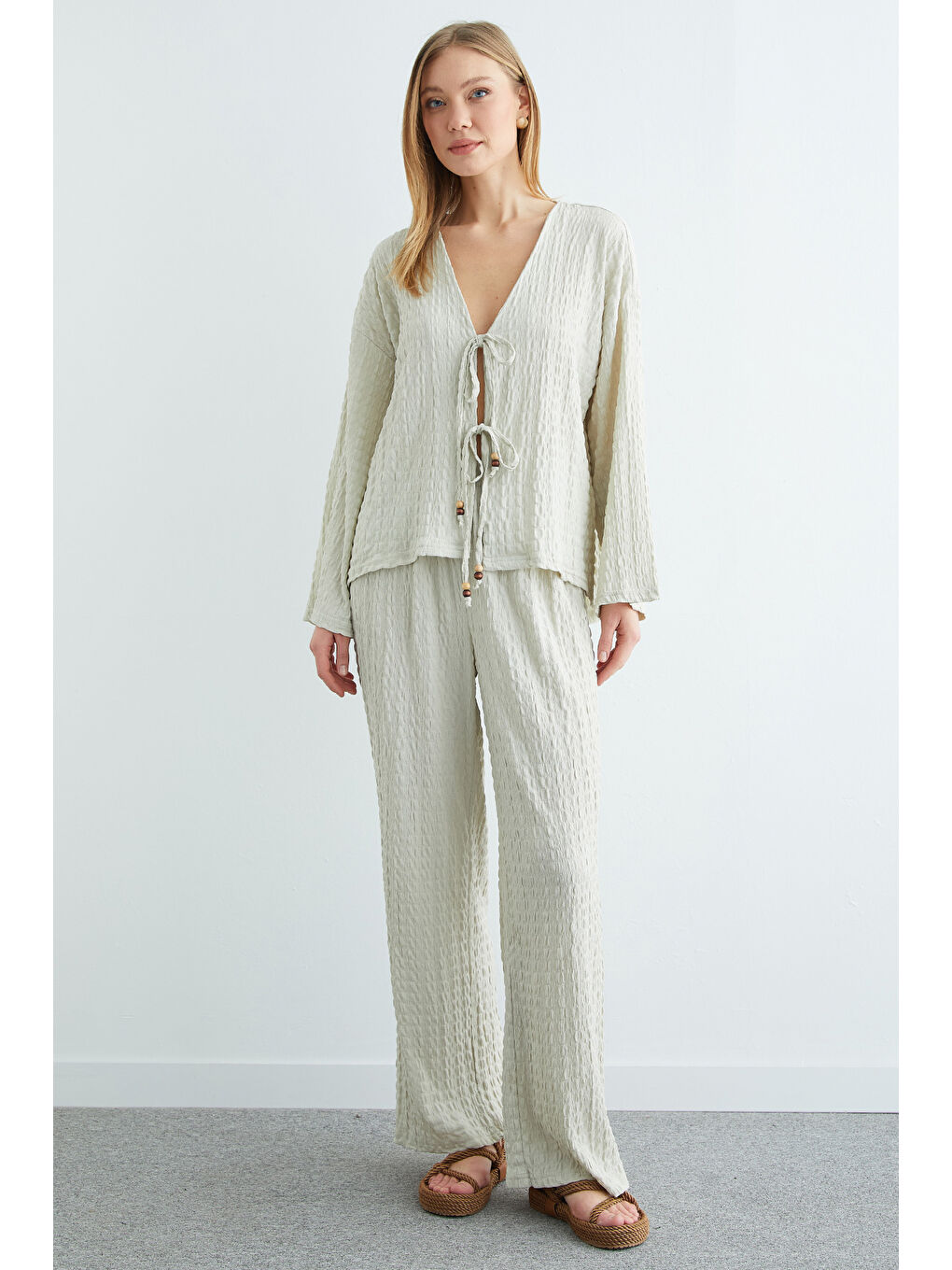 Bej Önden Bağlamalı Dokulu Kimono 2 Li Takım-2