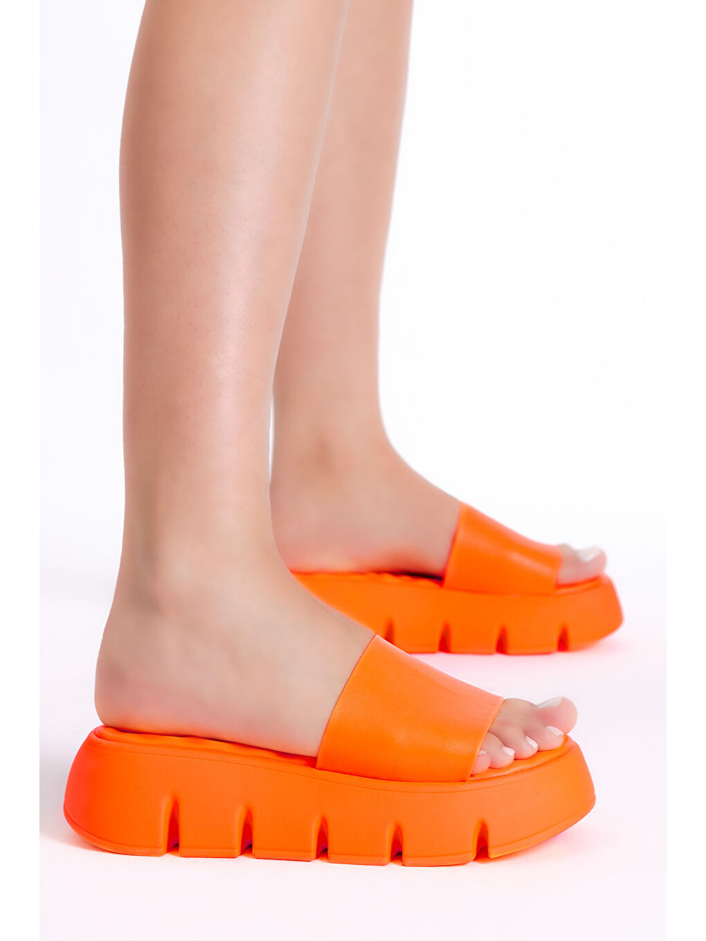 Turuncu Kadın Oranj Yüksek Taban Tek Bantlı Terlik-1