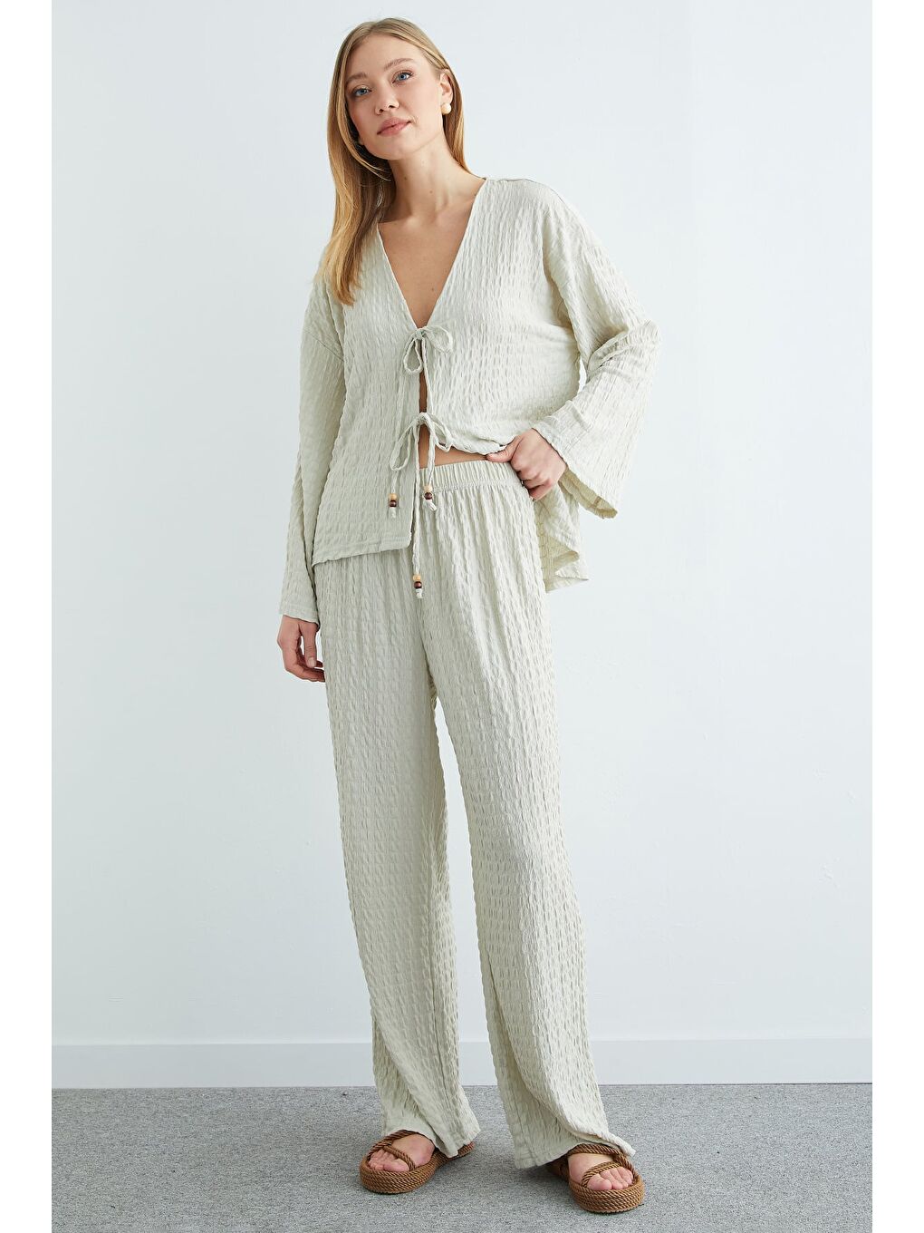 Bej Önden Bağlamalı Dokulu Kimono 2 Li Takım-3