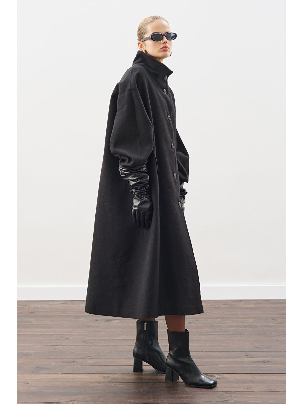 Gaıa Geniş Kaban Siyah-3