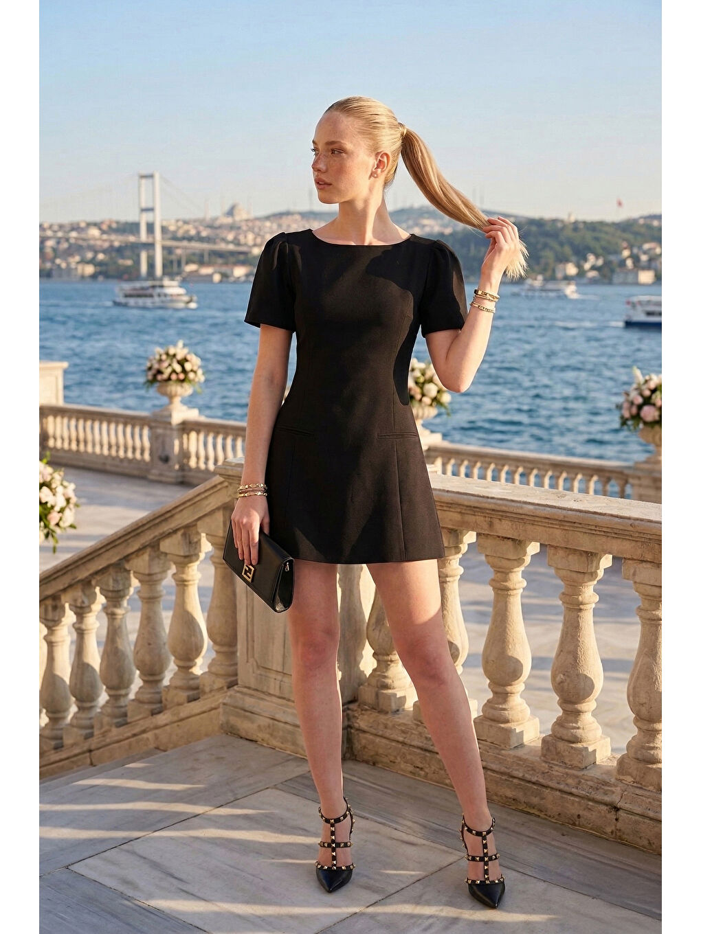 Siyah Kayık Yaka Balon Kol Mini Davet Elbise 6525735