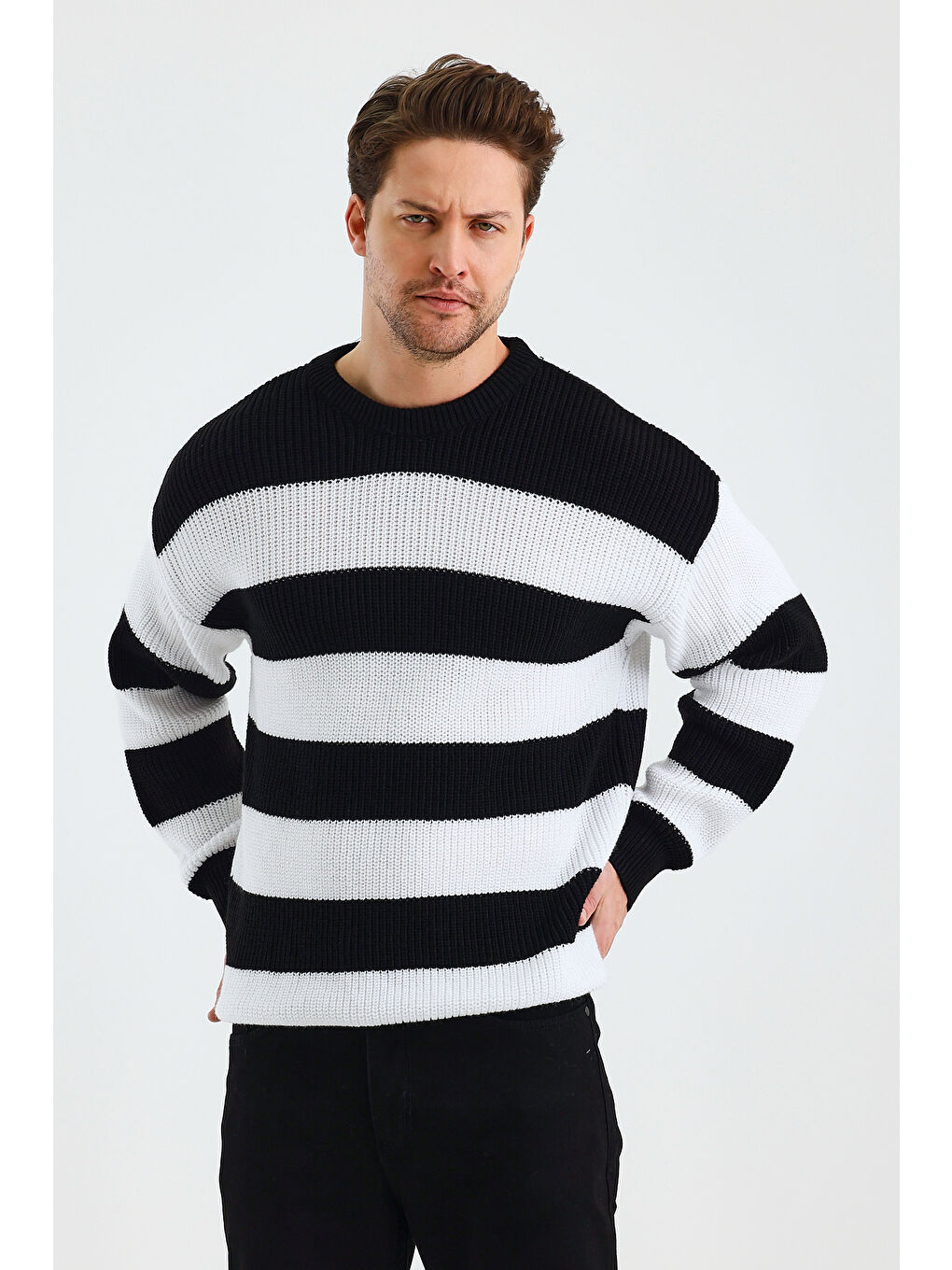 Beyaz Erkek Renk Bloklu Regular Bisiklet Yaka Triko Kazak-2