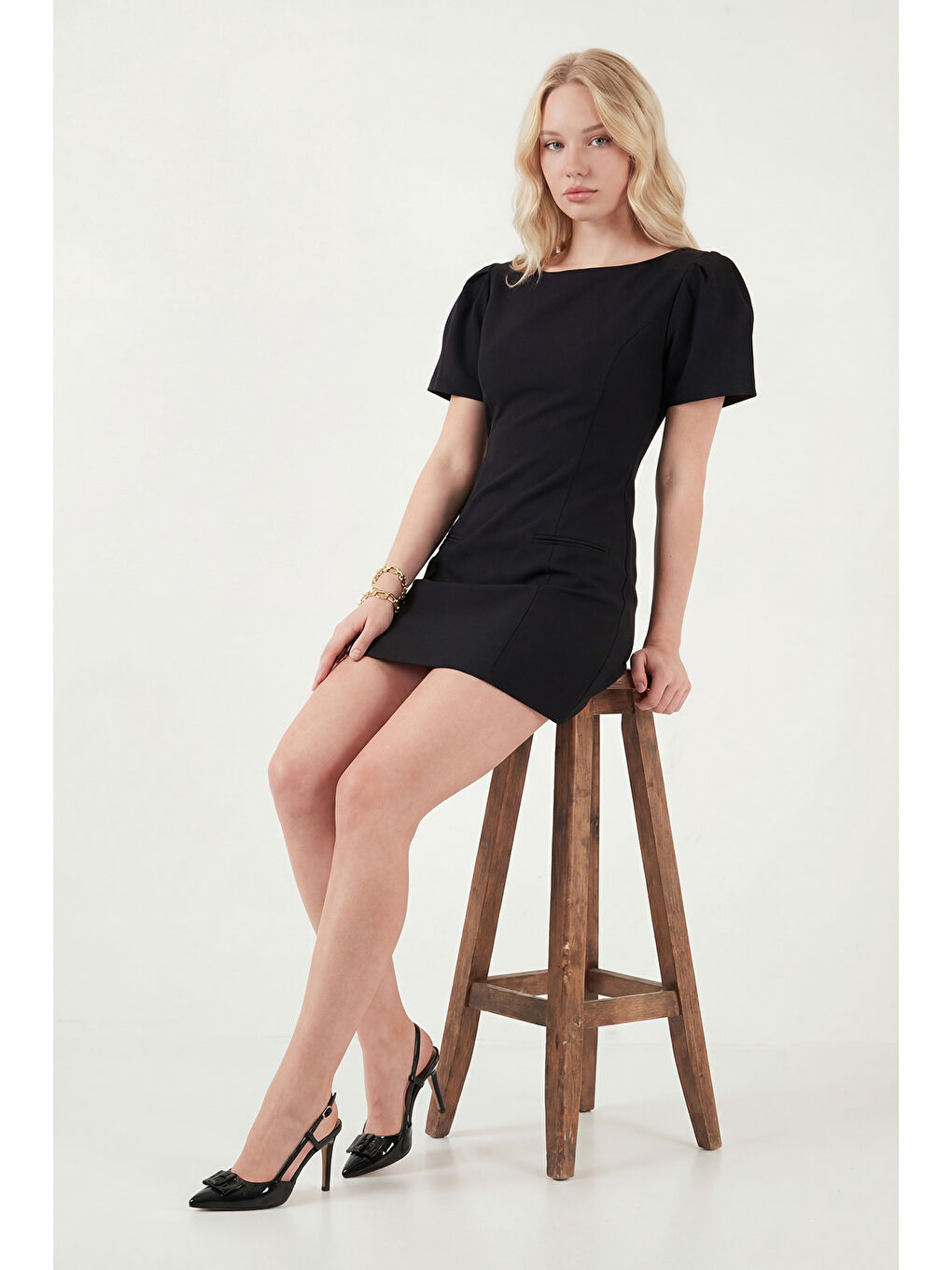 Siyah Kayık Yaka Balon Kol Mini Davet Elbise 6525735-2