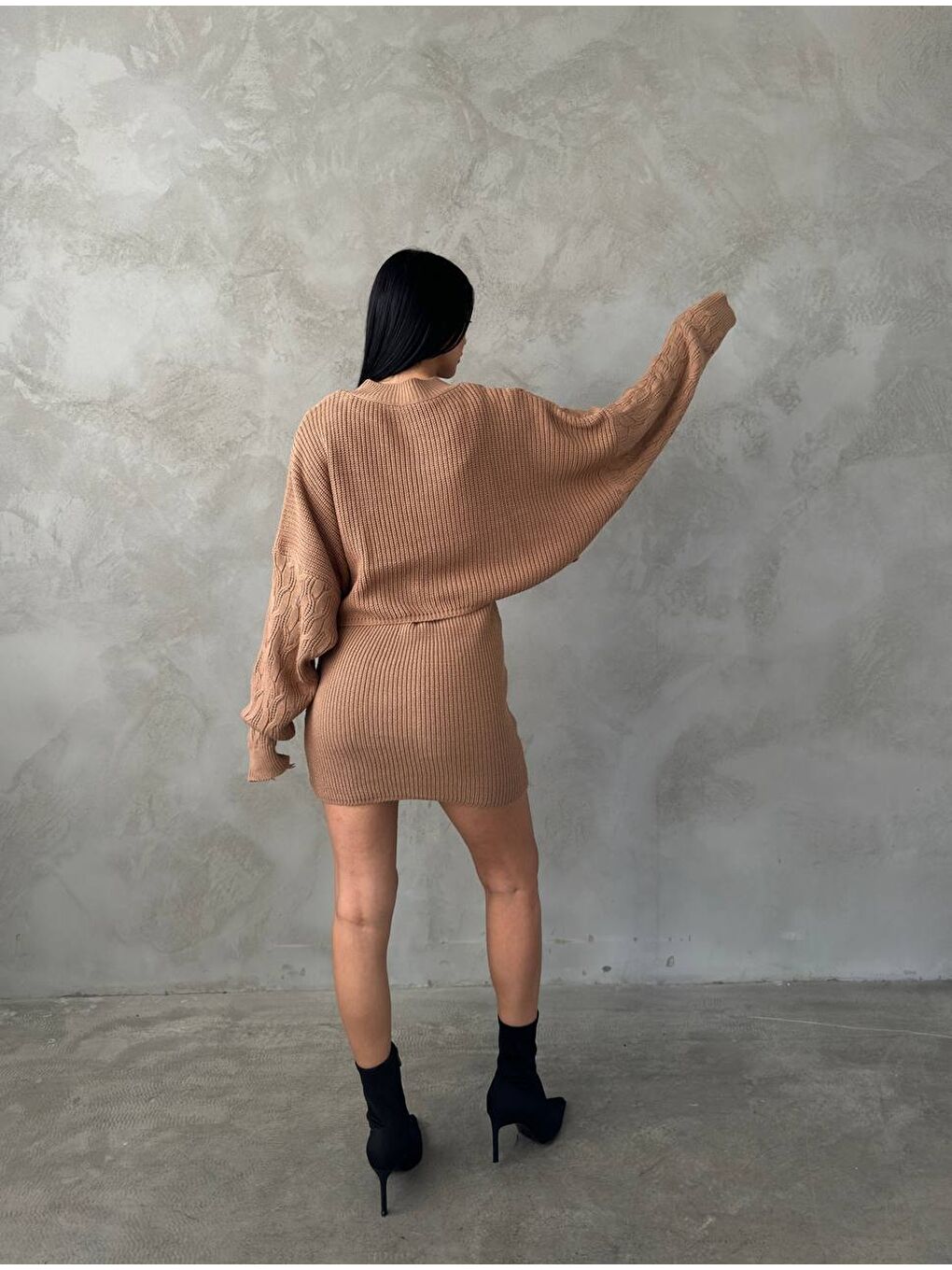 Kahverengi Elbise ve Kazak Triko Takım-2