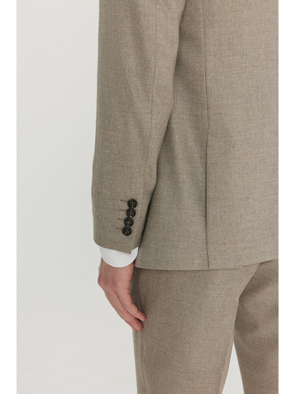 Erkek Bej Yünlü Slim Fit Dar Kesim Kırlangıç Yaka Kapak Cepli Esnek Takım Elbise-5