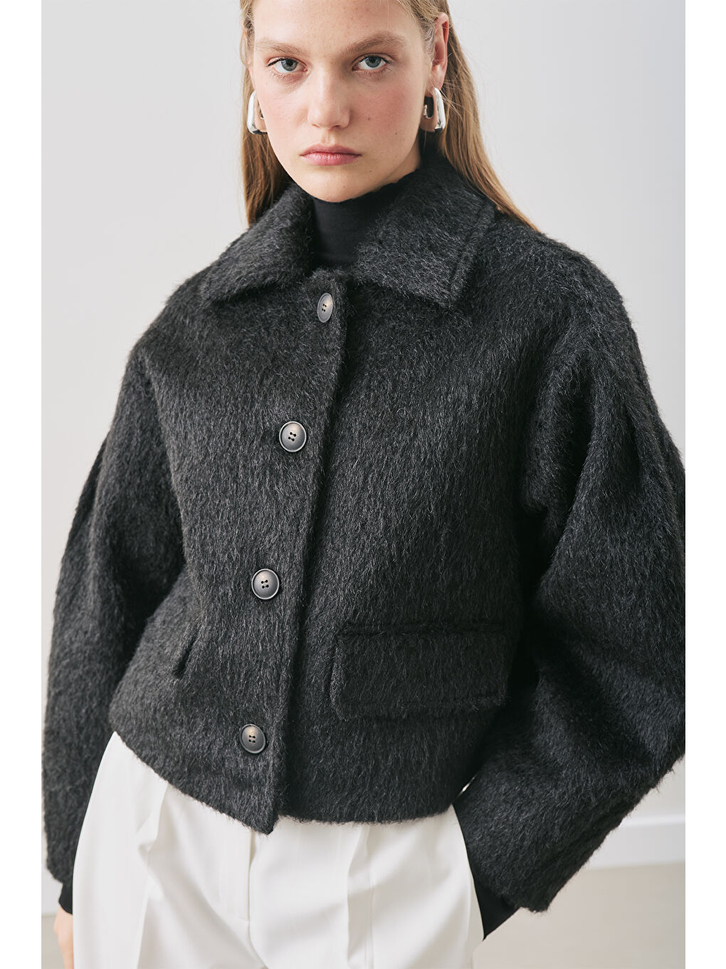 Boucle Kısa Kaban Siyah-3