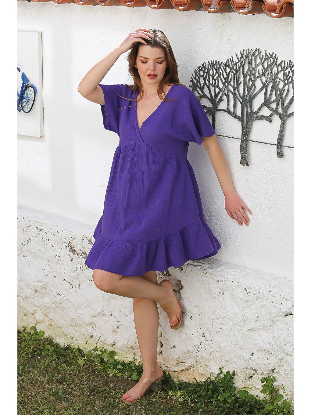 Mor Kruvaze Yaka Kısa Kol Yıkamalı Etek Ucu Fırfırlı Casual Müslin Dokuma Elbise 95 51-5
