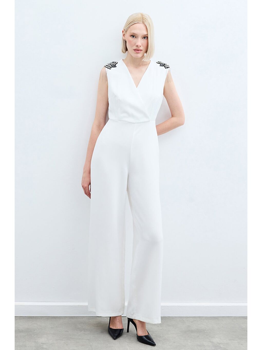 Aksesuar Detaylı Tulum - Ekru-3