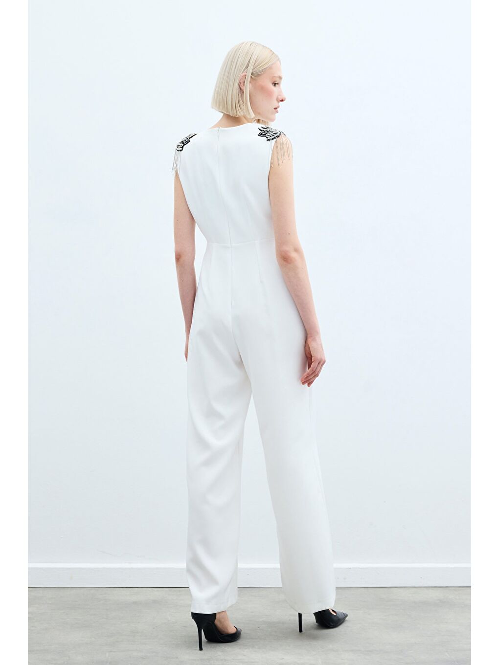 Aksesuar Detaylı Tulum - Ekru-7