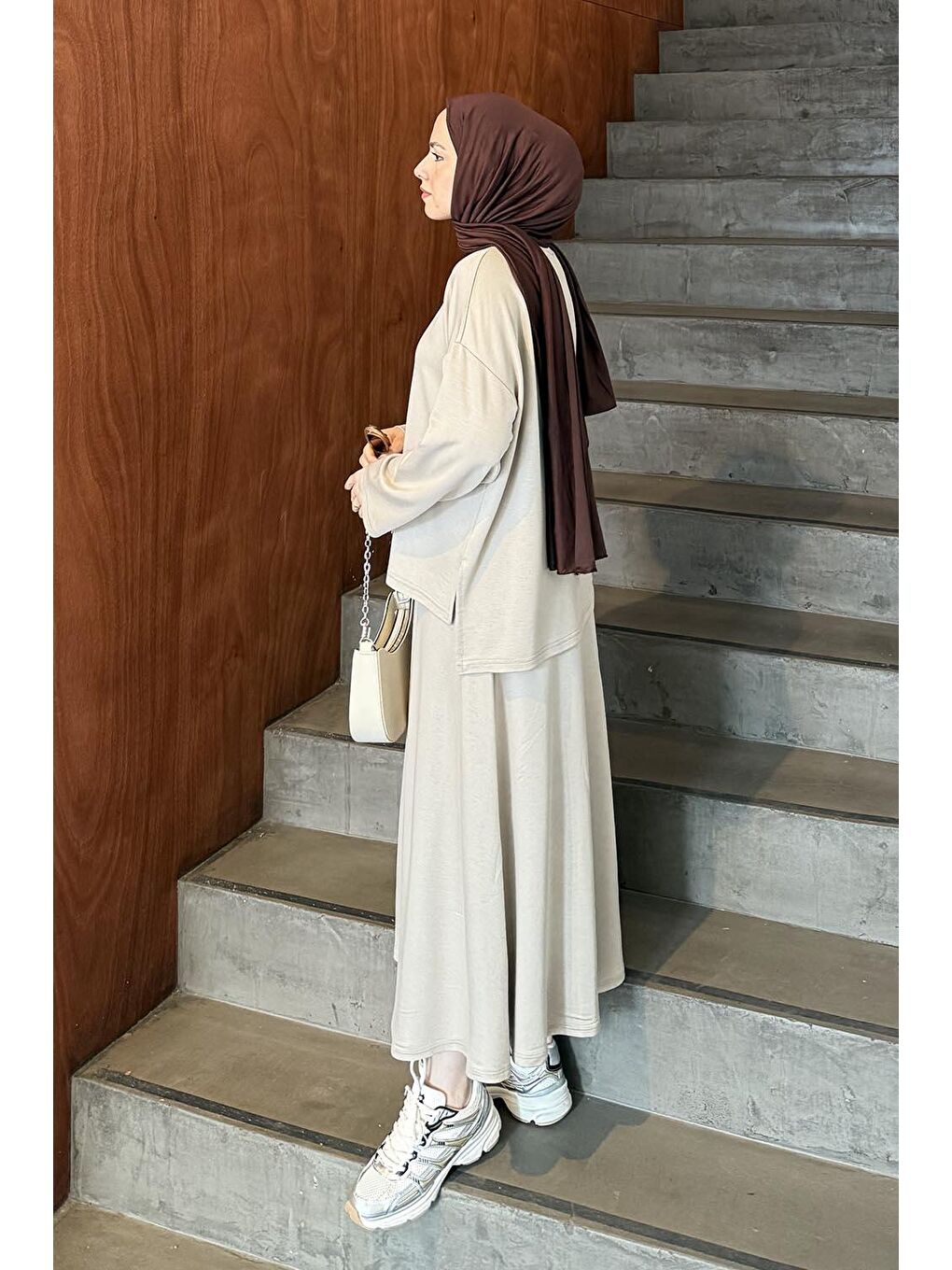 Kristal Kloş Etekli Tesettür Bej-1