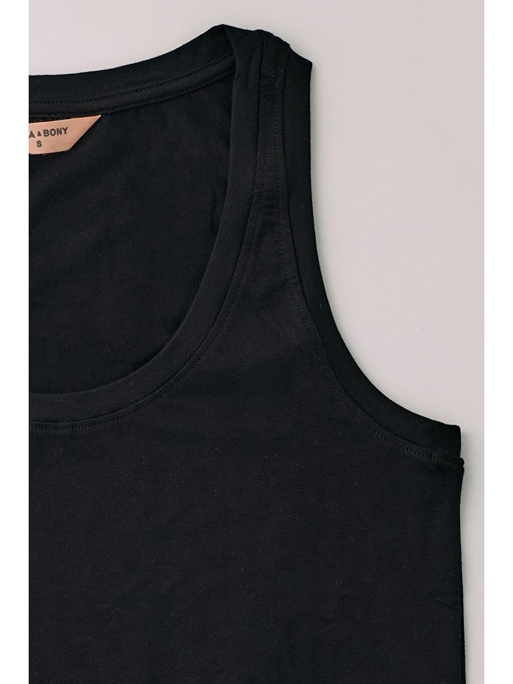 Kadın Luxury Askılı Üst Siyah-1