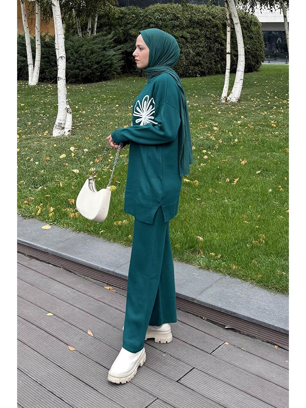 Çiçek Detaylı Triko Takım Zümrüt Yeşili-1