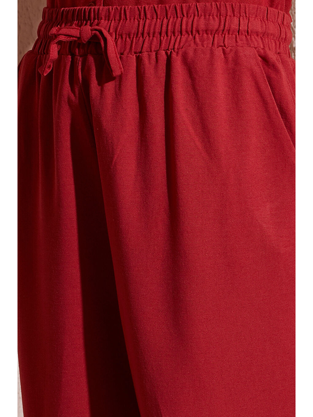 Kahverengi Relaxed Fit Normal Bel Düz Paça Pantolon 25Y0550K1-5