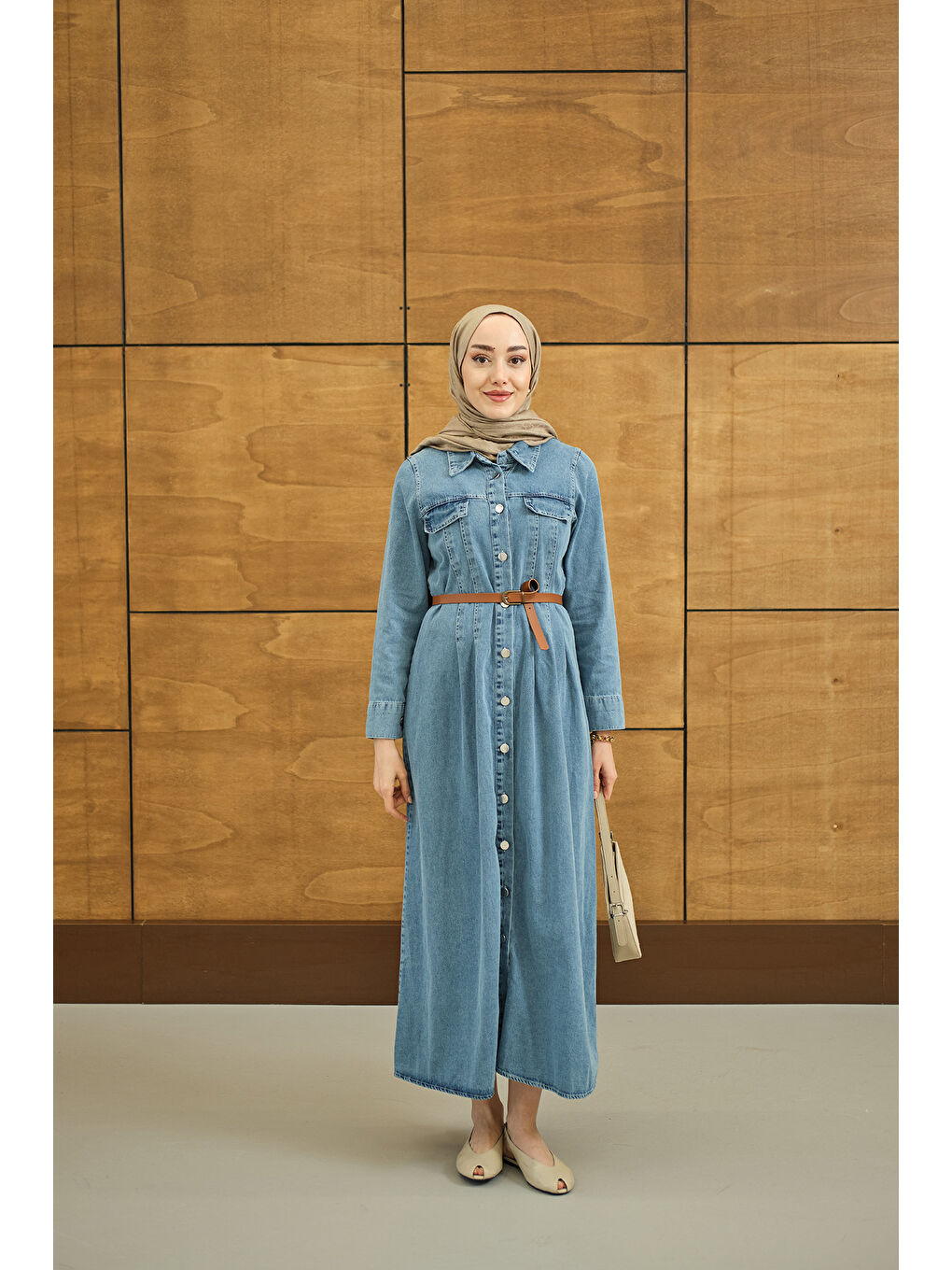 Kadın Çift Cep Detaylı Boydan Düğmeli Jean Elbise Buz Mavi-3