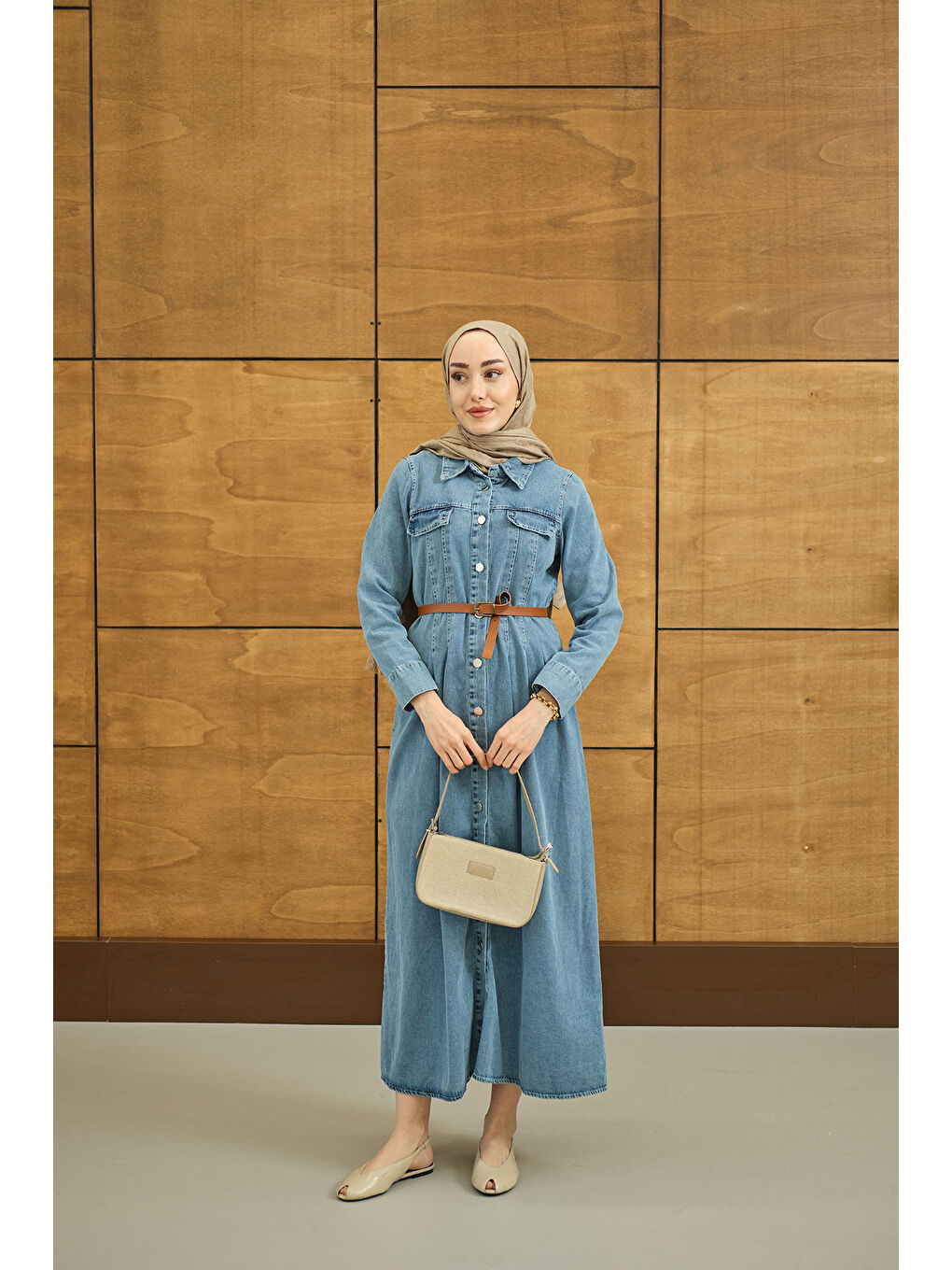 Kadın Çift Cep Detaylı Boydan Düğmeli Jean Elbise Buz Mavi-4
