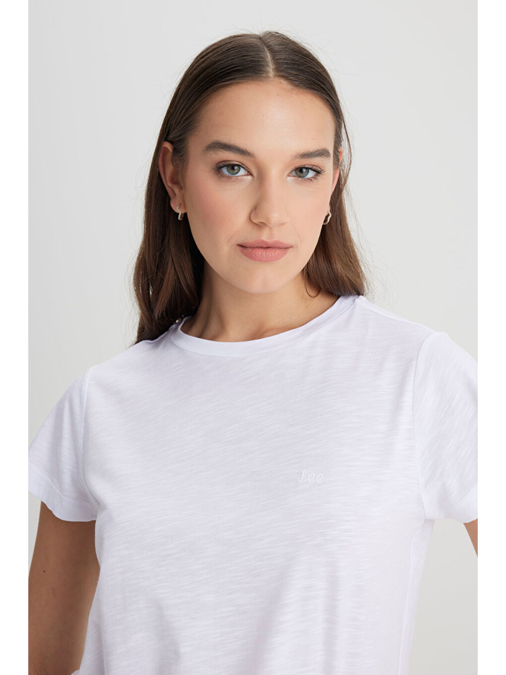 Regular Fit Normal Kesim Bisiklet Yaka Beyaz Tişört-1