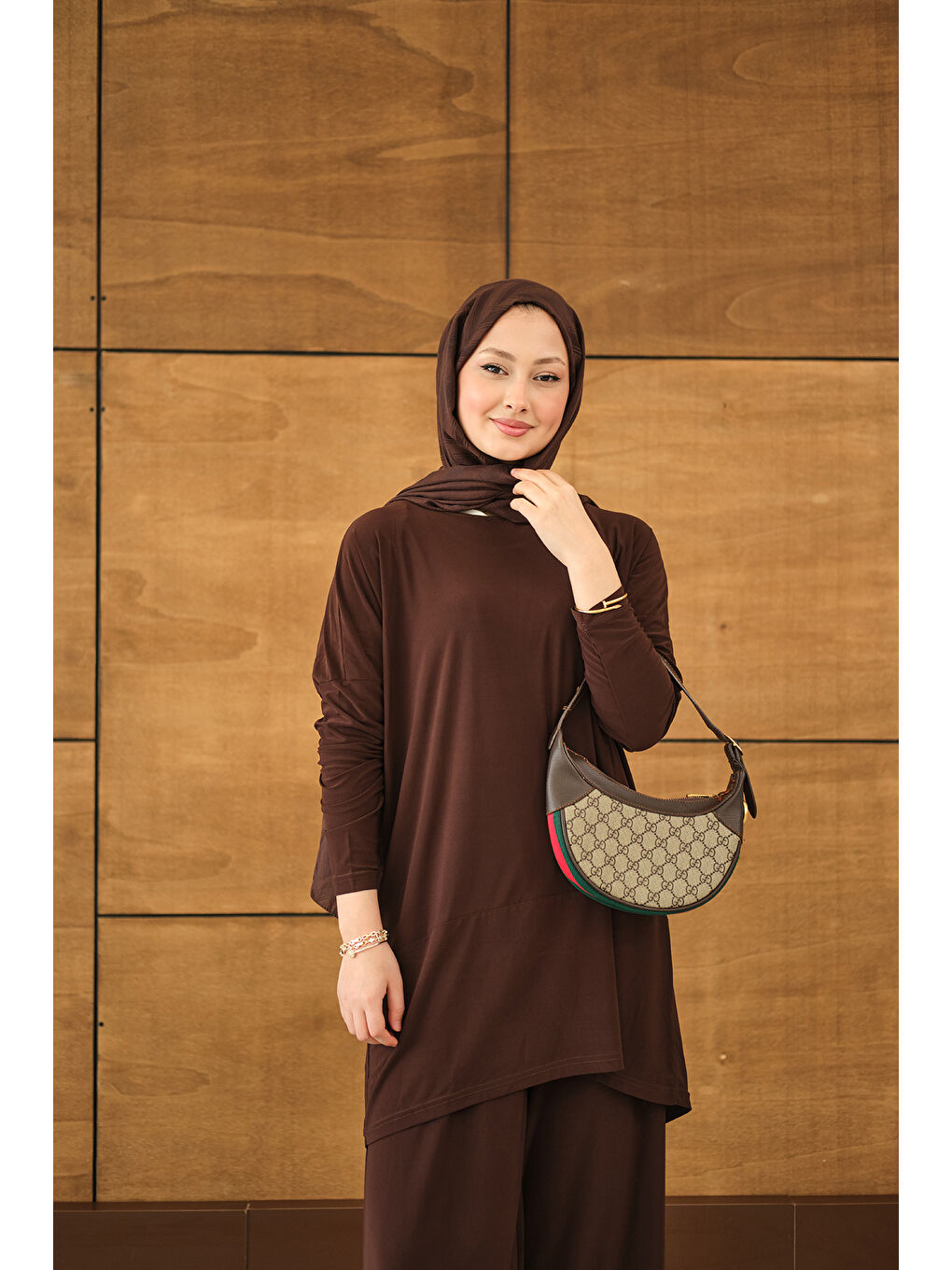 Kadın Dikiş Detay Yırtmaçlı Takım Kahverengi-1