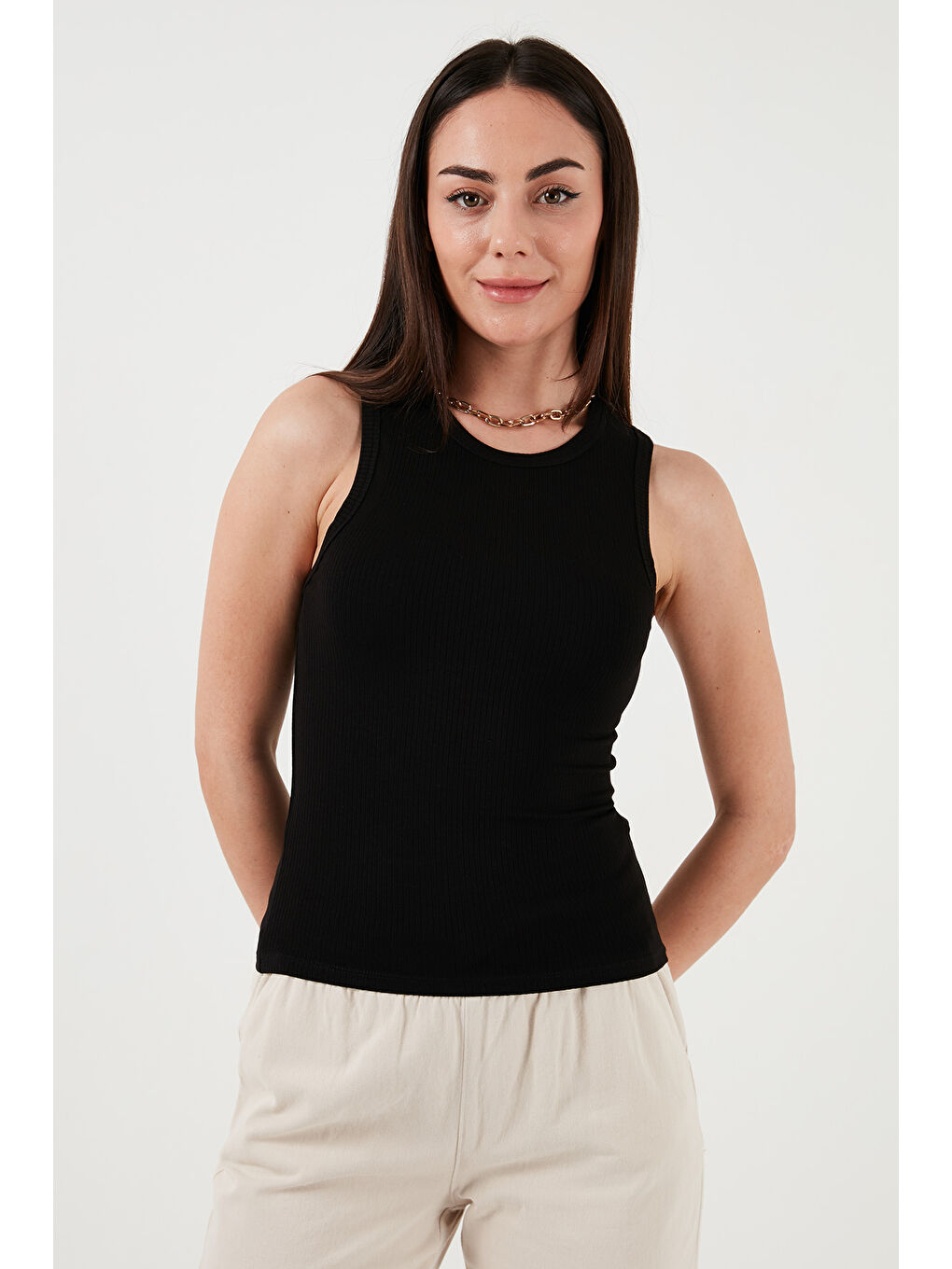 Siyah Fitilli Halter Yaka Atlet 26Y0479K1-2