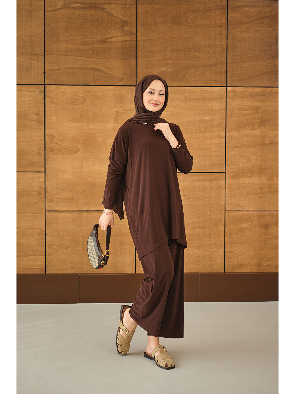 Kadın Dikiş Detay Yırtmaçlı Takım Kahverengi-2