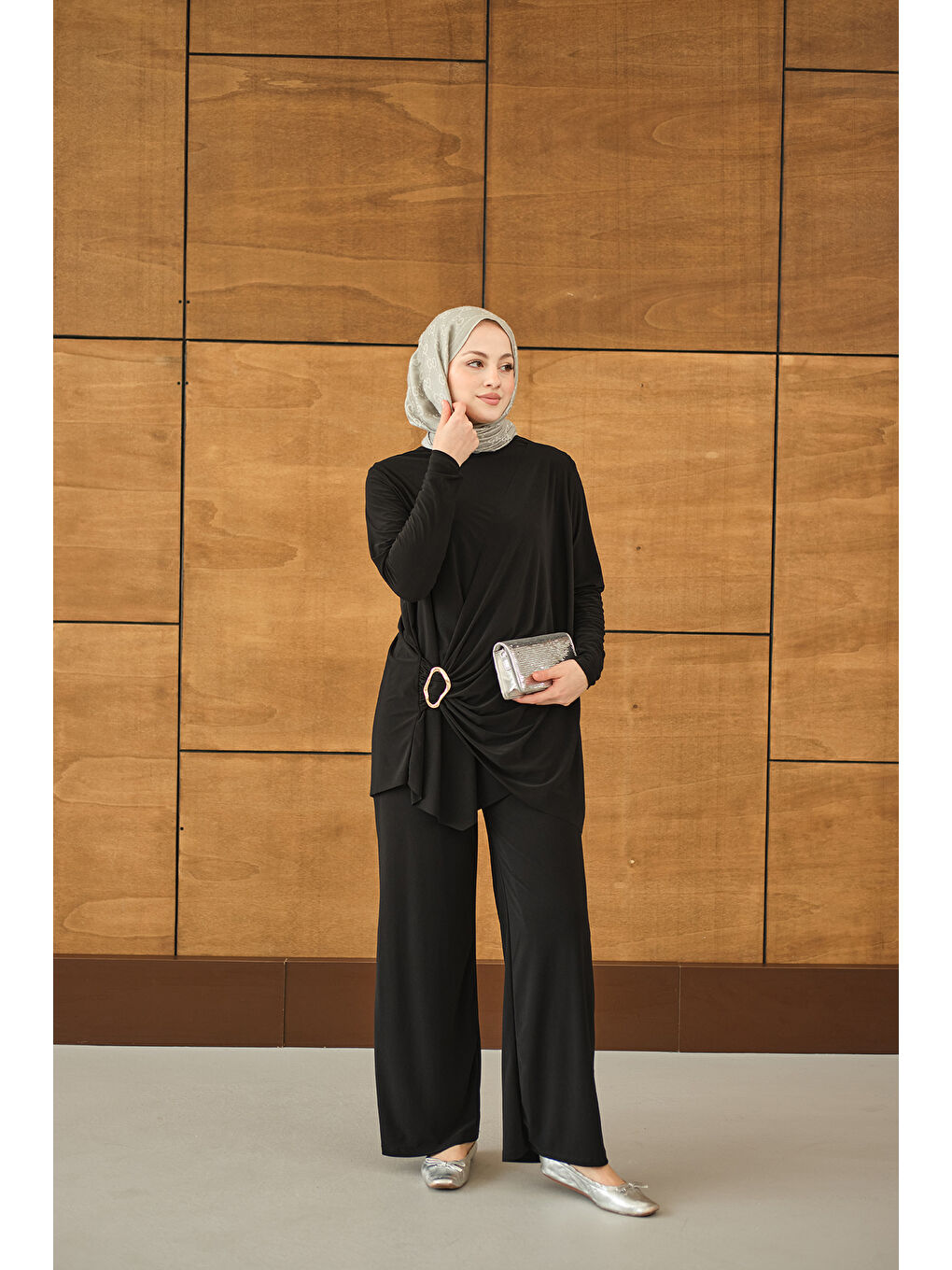 Kadın Ön Bağlamalı Süs Detay Takım Siyah