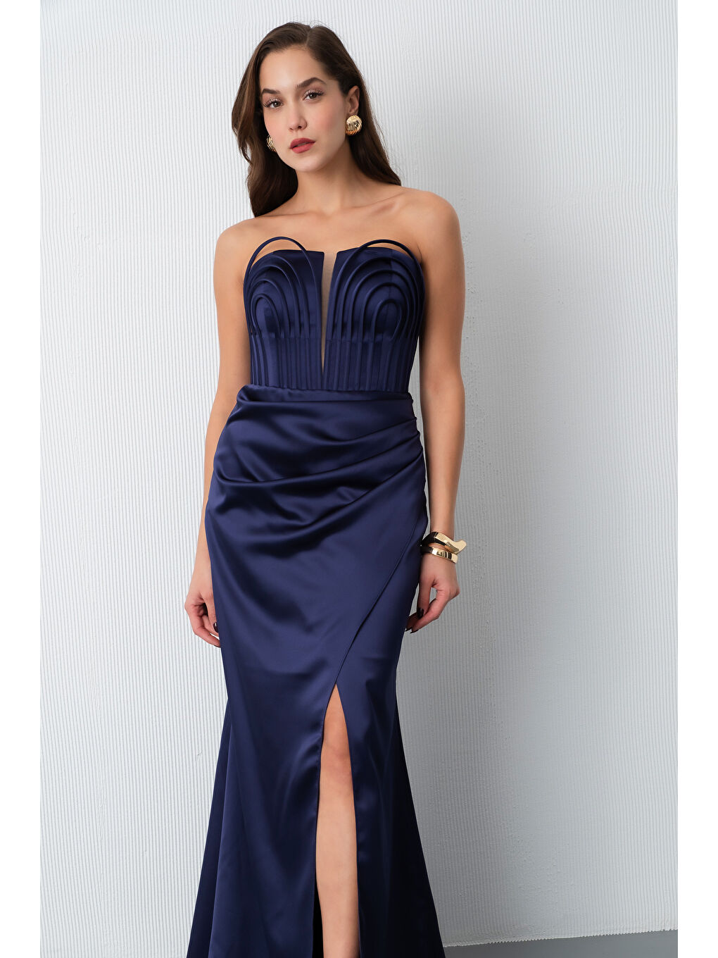 Kadın Lacivert Yaka Detay Saten Uzun Söz Nişan Abiye Elbise-2