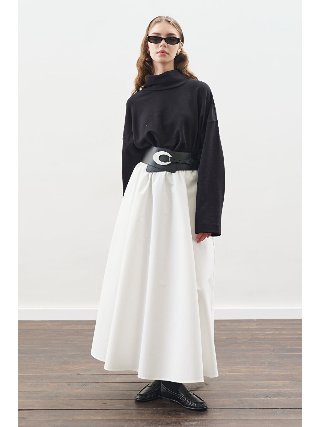 Yüksek Yakalı Oversıze Sweatshırt Siyah-5