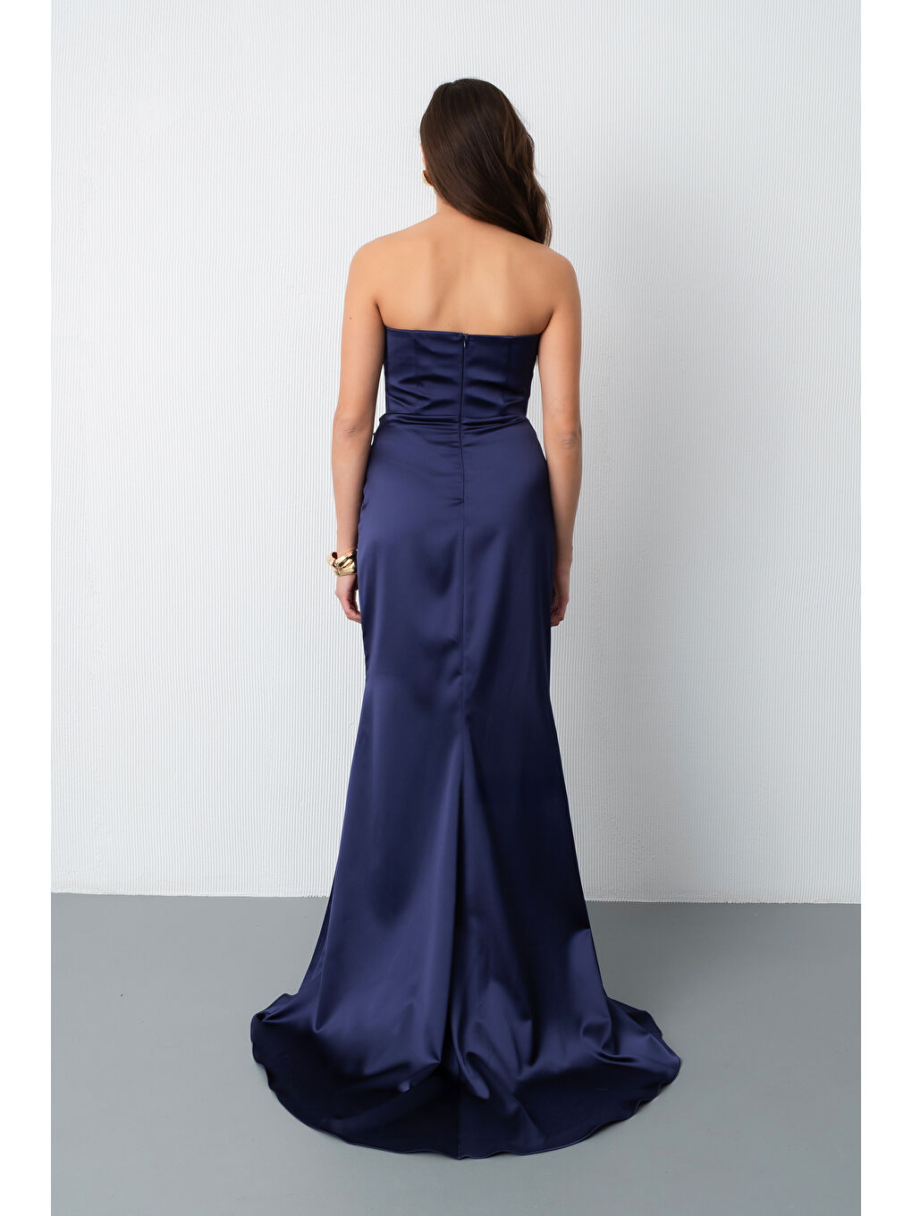 Kadın Lacivert Yaka Detay Saten Uzun Söz Nişan Abiye Elbise-5