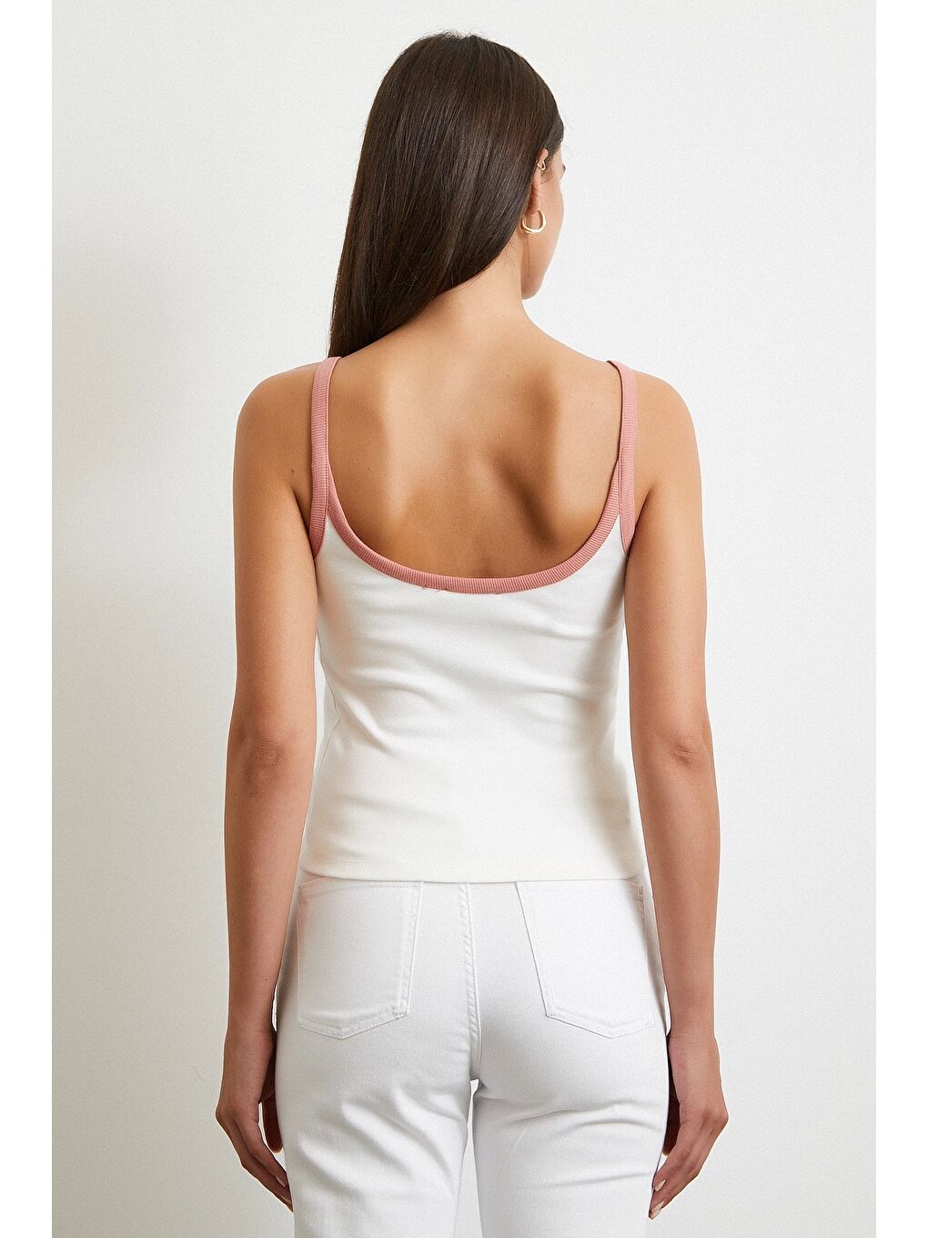 Çiçek Baskılı Askılı Top Ekru-4