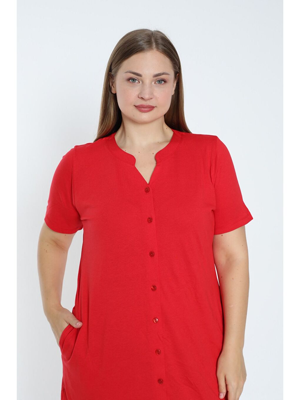 Kırmızı kadın büyük beden boydan düğmeli kısa kollu fırfırlı pamuklu elbise-1