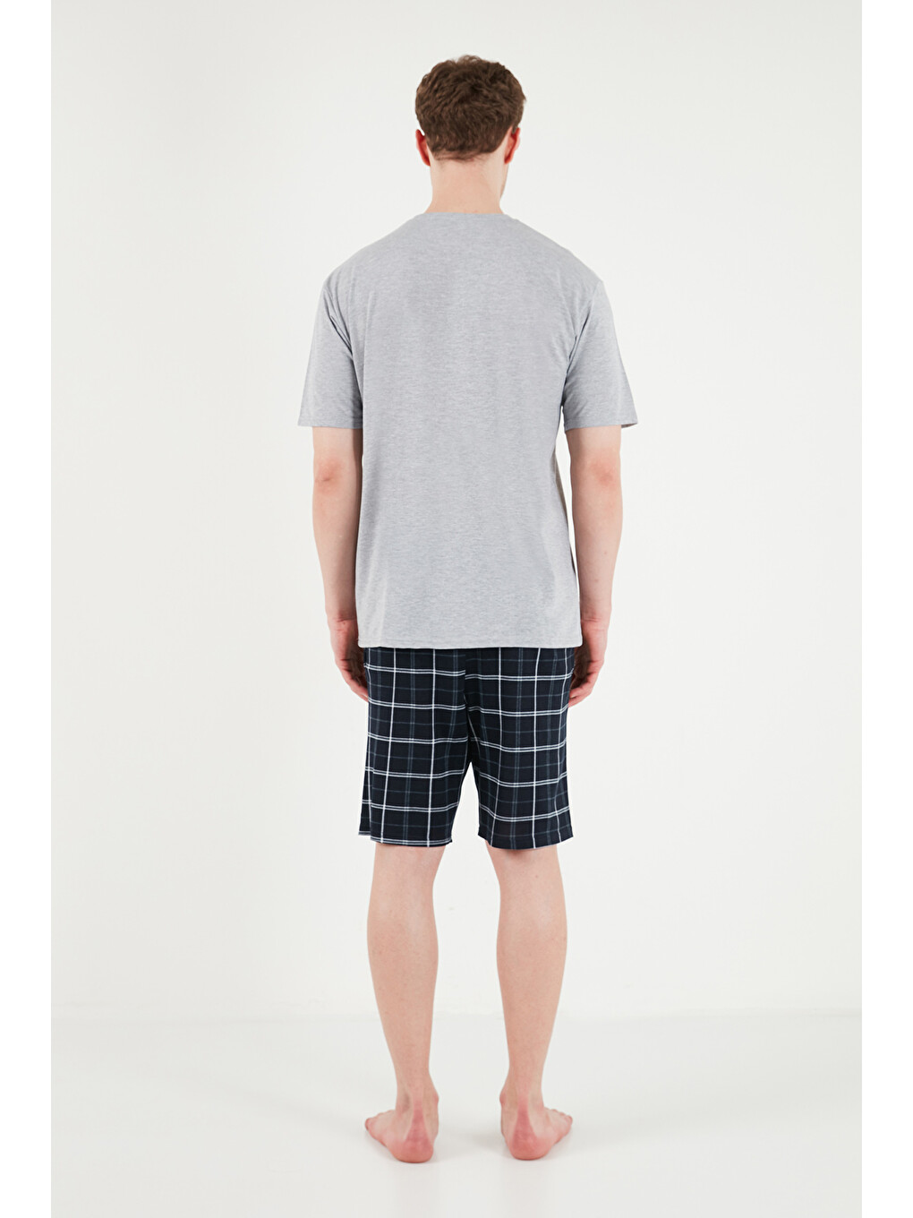 Gri Kareli Pamuklu Regular Fit Şortlu Pijama Takımı 6572022-6