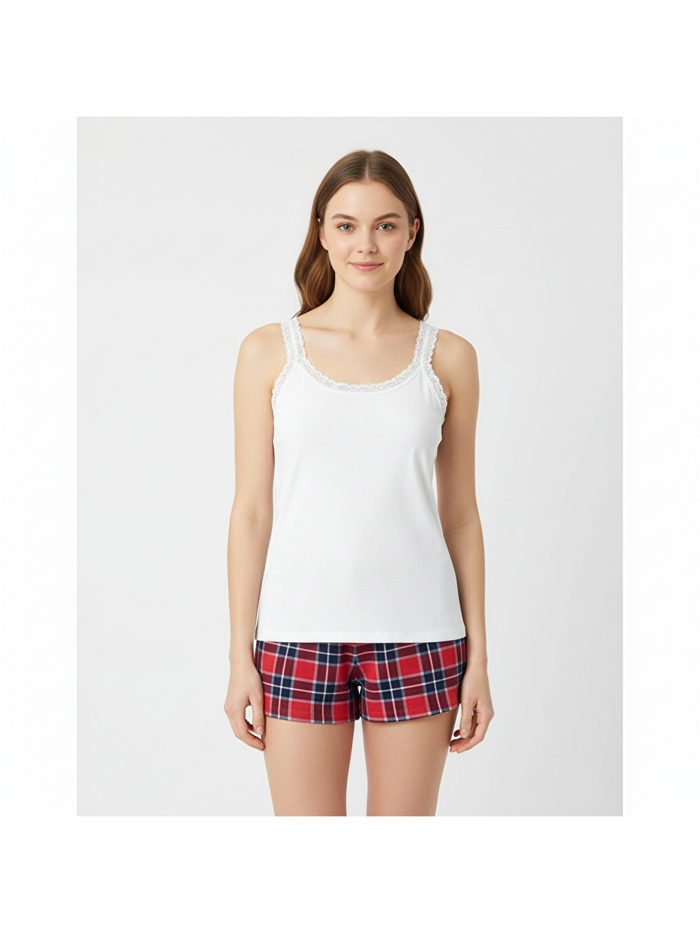 Beyaz Kadın Pamuklu Süs Dantelli İnce Askılı Atlet Ve Şortlu 2'Li Takım Bb2351-1