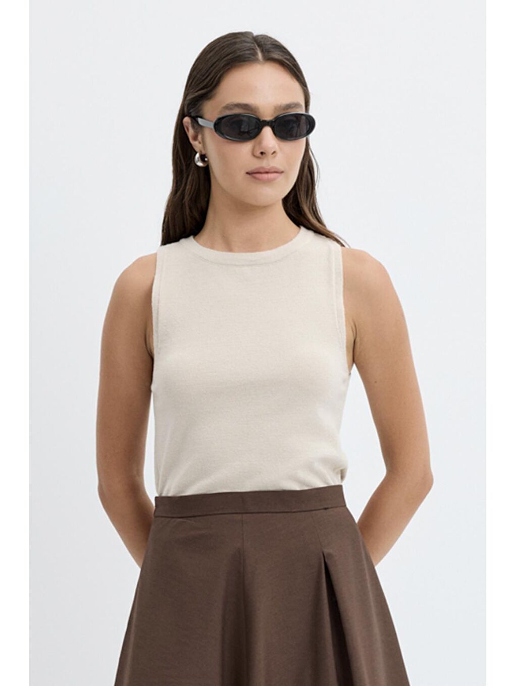 Bej Yuvarlak Yaka Kolsuz Triko Body Taş