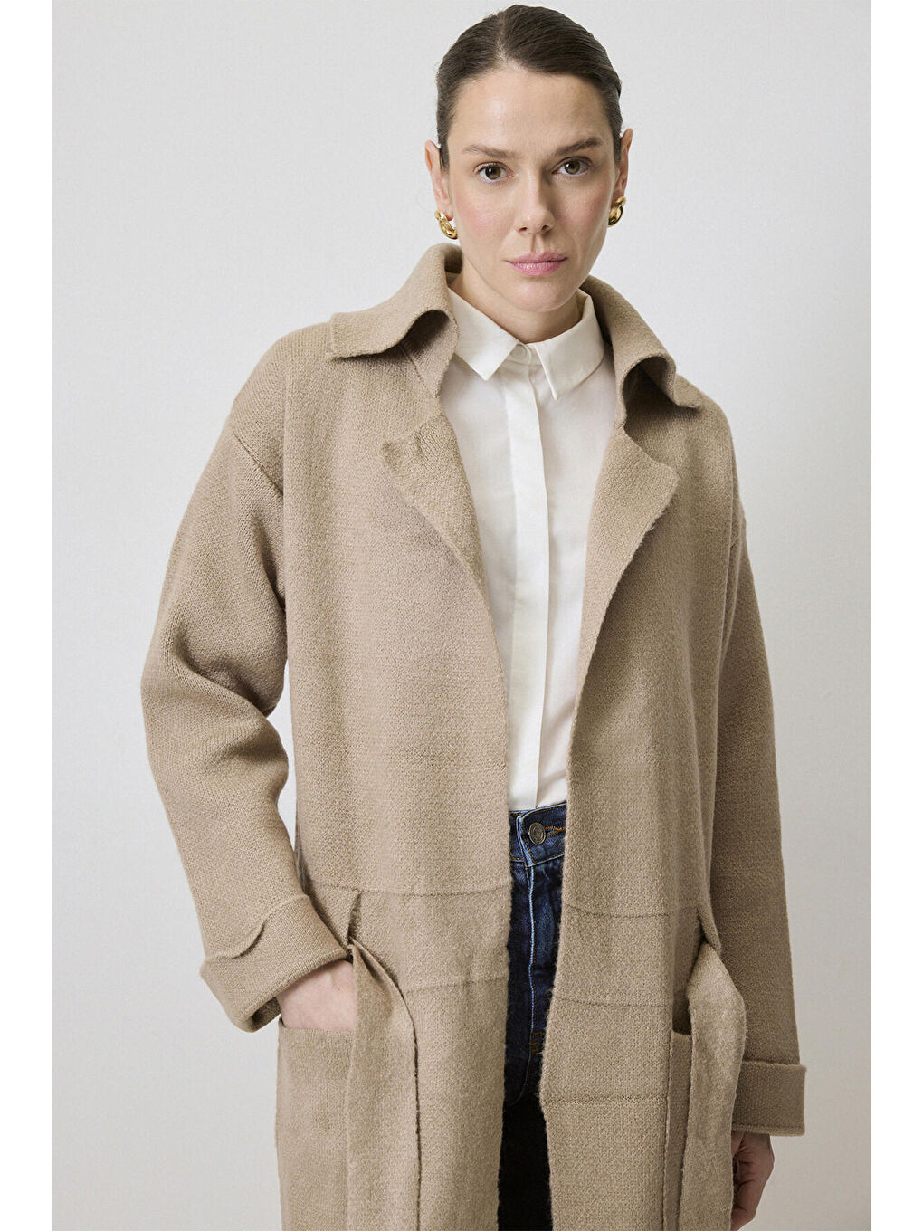 Bej Beli Kemerli Uzun Triko Hırka-2