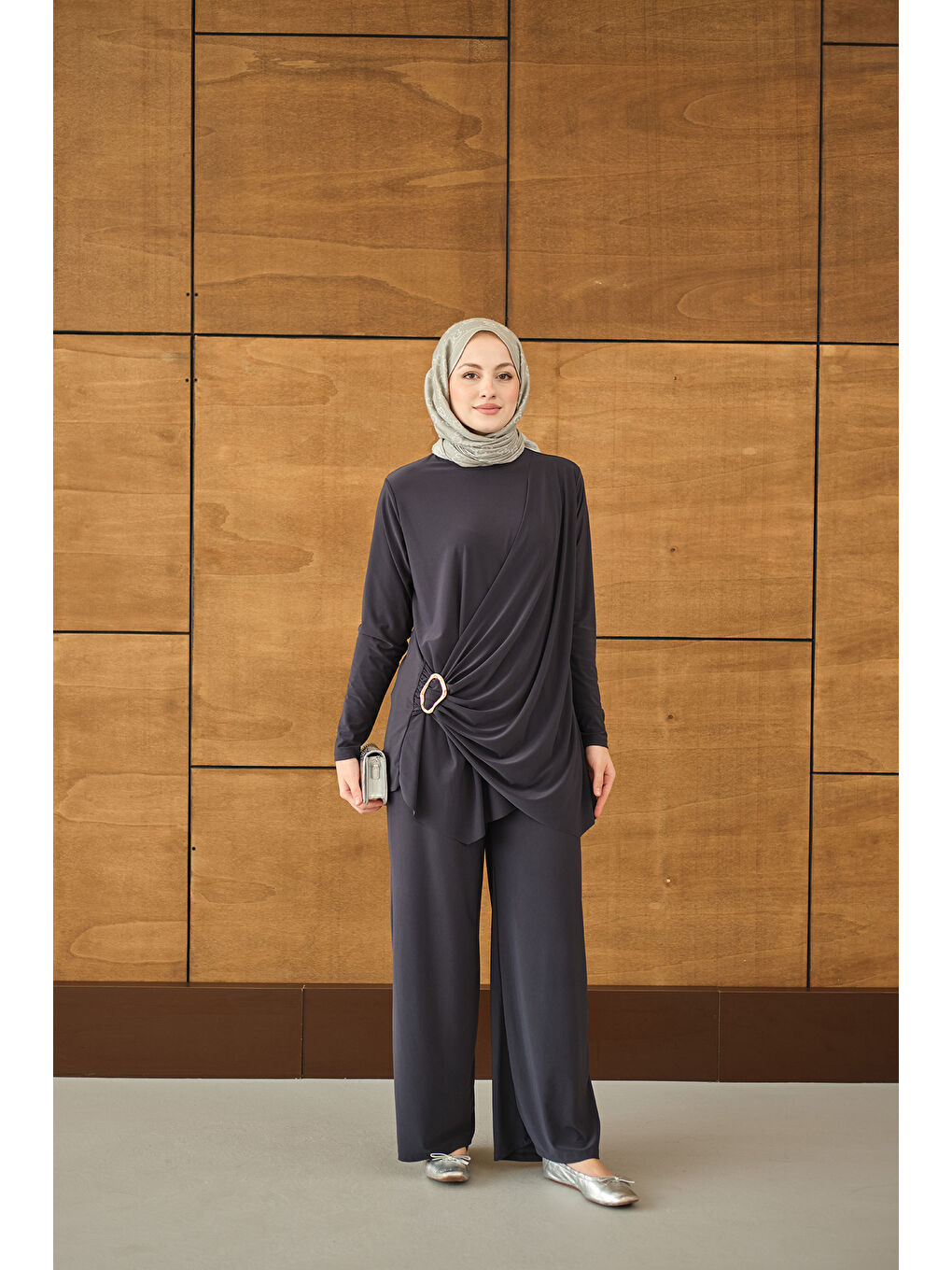 Kadın Ön Bağlamalı Süs Detay Takım Antrasit