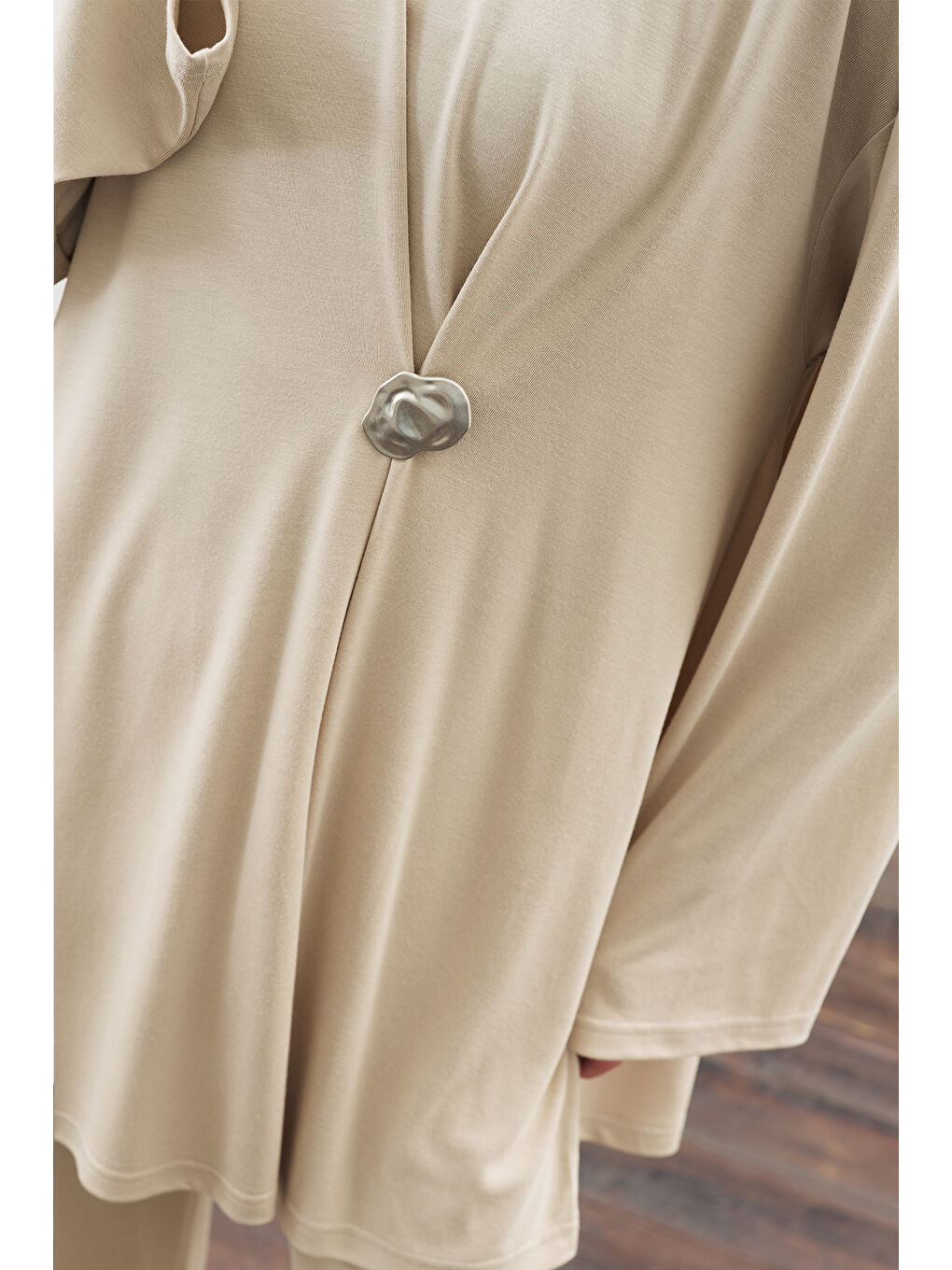 Bej Düğüm Tasarımlı Pantolonlu Takım Taş-4