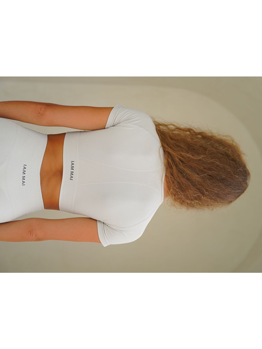 Bej Rufus Taş Kısa Kollu Crop Top-2