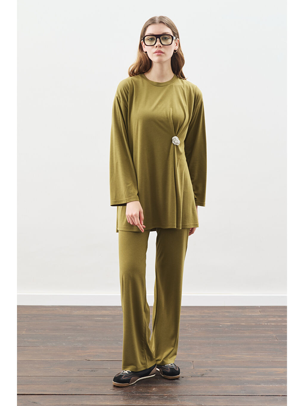 Düğüm Tasarımlı Pantolonlu Takım Yeşil-1